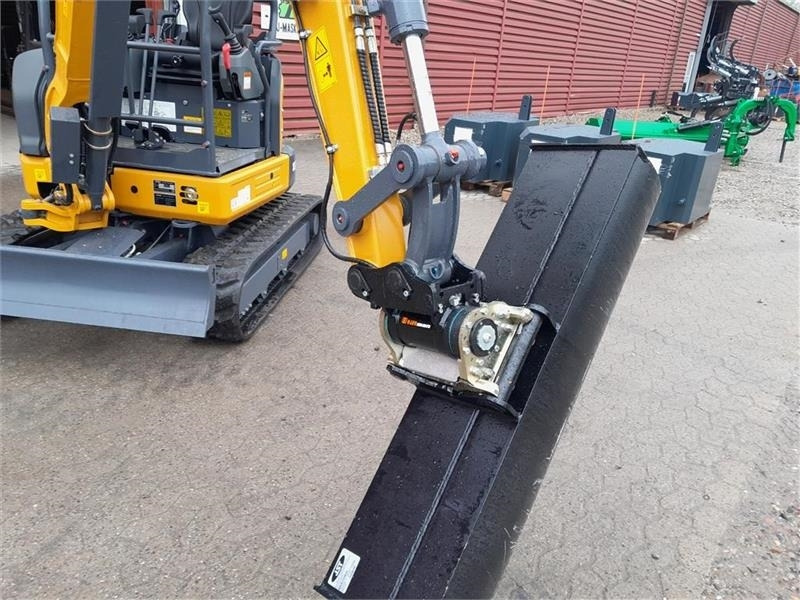XCMG xe27e u/hus - Мини багер: снимка 4 XCMG xe27e u/hus - Мини багер: снимка 4