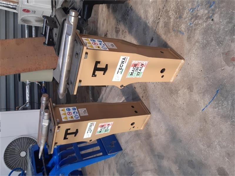 - - - beton hammer til minigraver - Кофа за Строителна техника: снимка 1 - - - beton hammer til minigraver - Кофа за Строителна техника: снимка 1