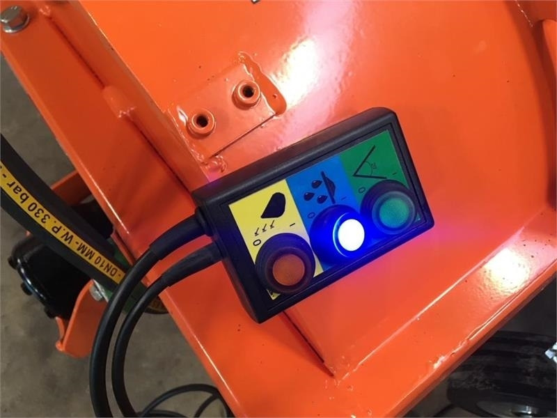 - - - j maskiner - Четка: снимка 3 - - - j maskiner - Четка: снимка 3