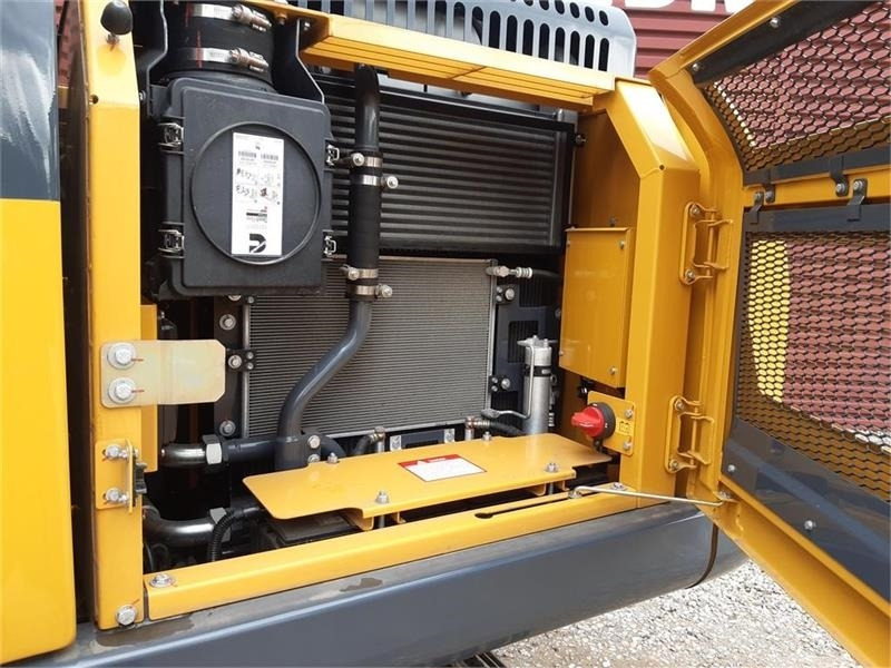 - - - xcmg xe150e - Верижен багер: снимка 4 - - - xcmg xe150e - Верижен багер: снимка 4