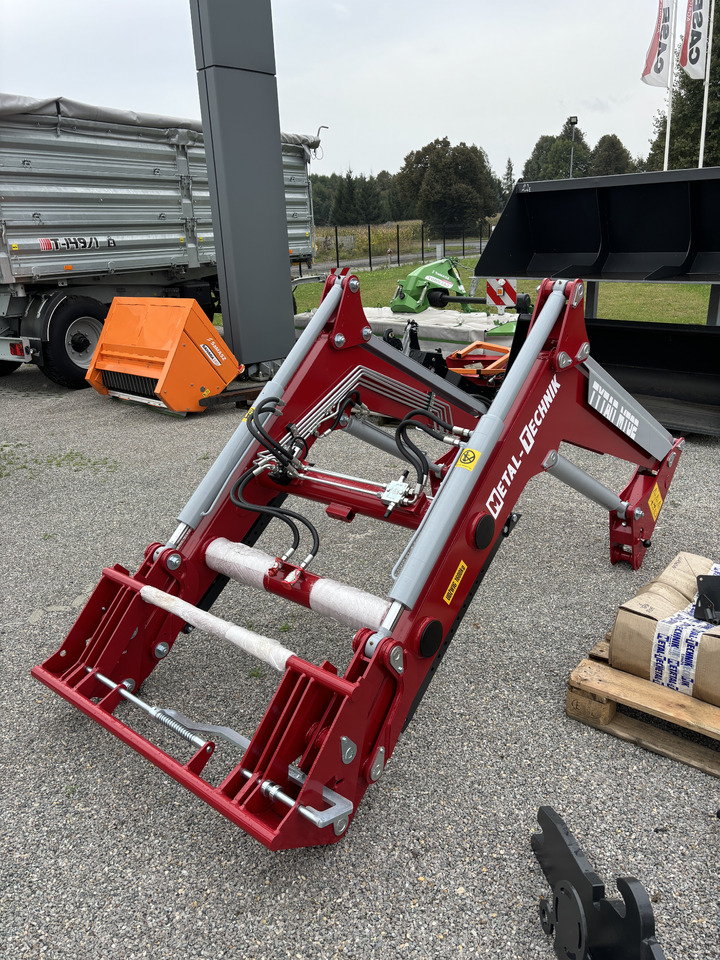 Metal Technik MT02 - Челен товарач за трактор за Трактор: снимка 1 Metal Technik MT02 - Челен товарач за трактор за Трактор: снимка 1