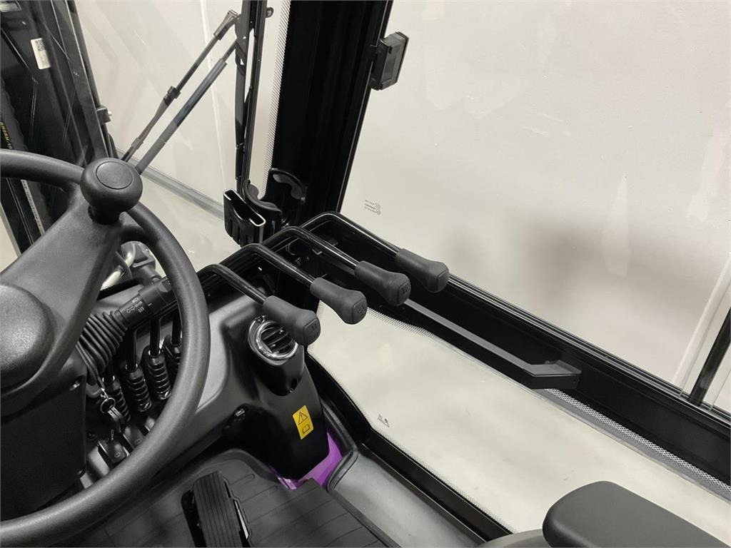 Електрокар AntOn CBH 2.5: снимка 7 Електрокар AntOn CBH 2.5: снимка 7