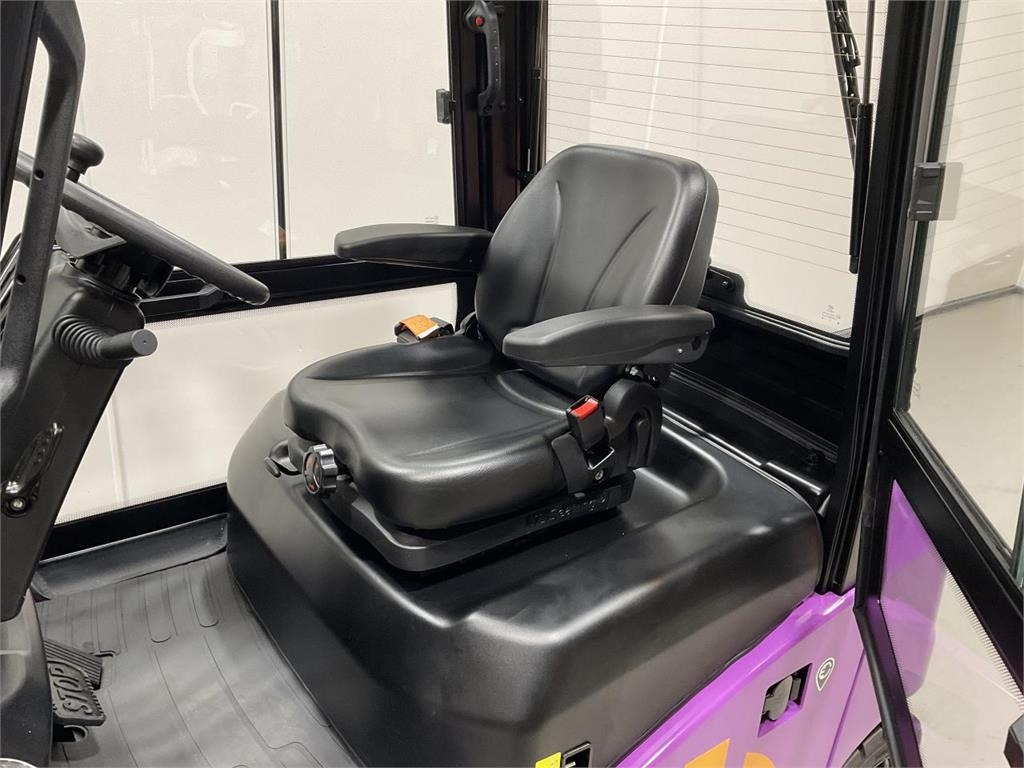 AntOn CBH 2.5 - Електрокар: снимка 5 AntOn CBH 2.5 - Електрокар: снимка 5