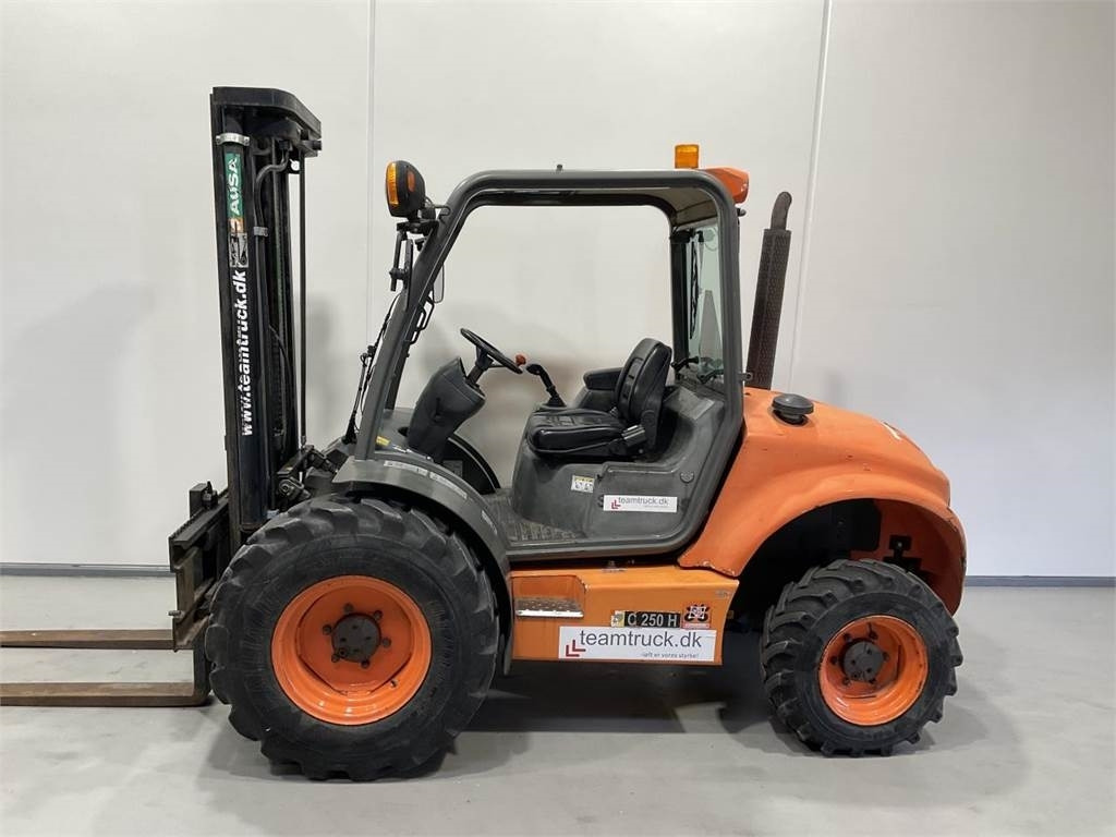 Ausa C250HX4 - Мотокар с висока проходимост: снимка 3 Ausa C250HX4 - Мотокар с висока проходимост: снимка 3