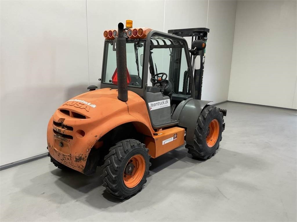 Ausa C250HX4 - Мотокар с висока проходимост: снимка 2 Ausa C250HX4 - Мотокар с висока проходимост: снимка 2