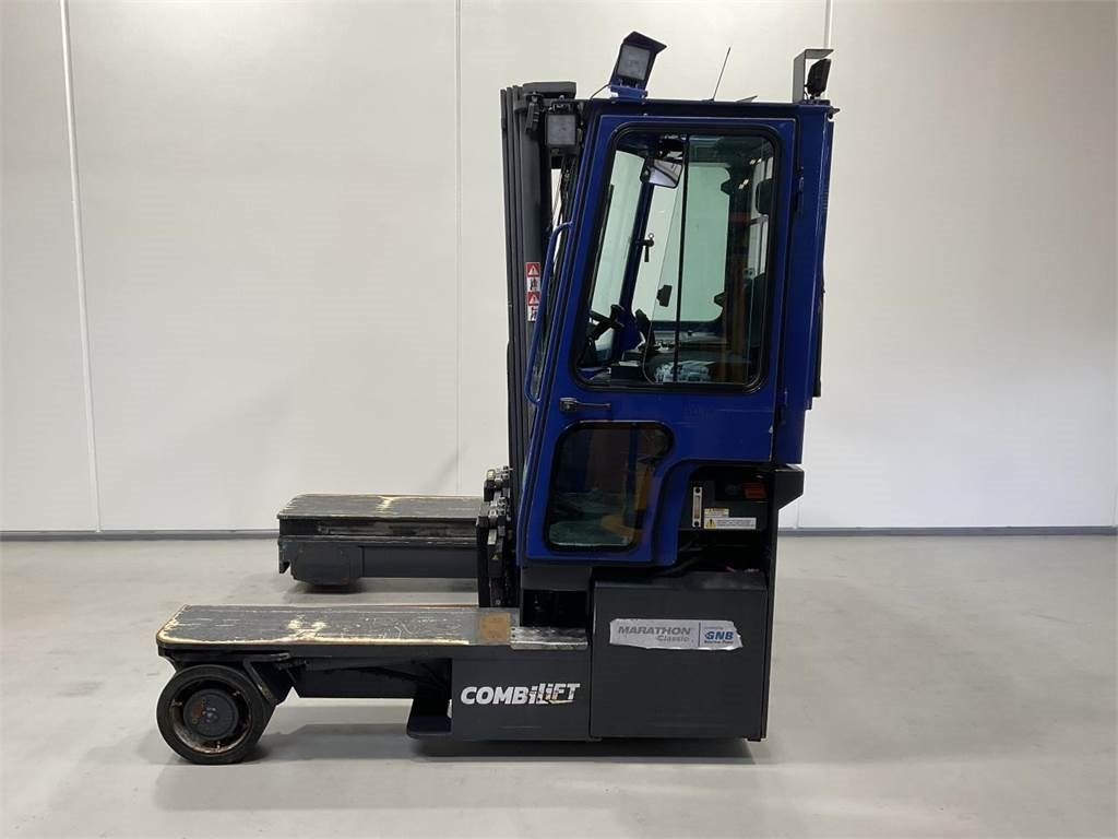Combilift C4000ET - Ричтрак с движение в 4 посоки: снимка 3 Combilift C4000ET - Ричтрак с движение в 4 посоки: снимка 3
