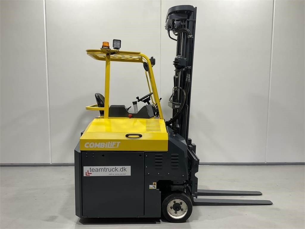 Combilift CBE3000 - Ричтрак с движение в 4 посоки: снимка 1 Combilift CBE3000 - Ричтрак с движение в 4 посоки: снимка 1