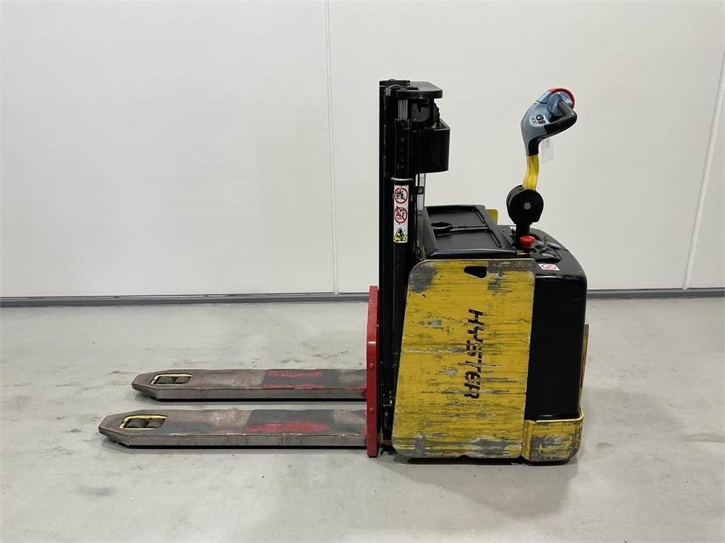 Hyster P2.0SD-17 - Стакер: снимка 3 Hyster P2.0SD-17 - Стакер: снимка 3