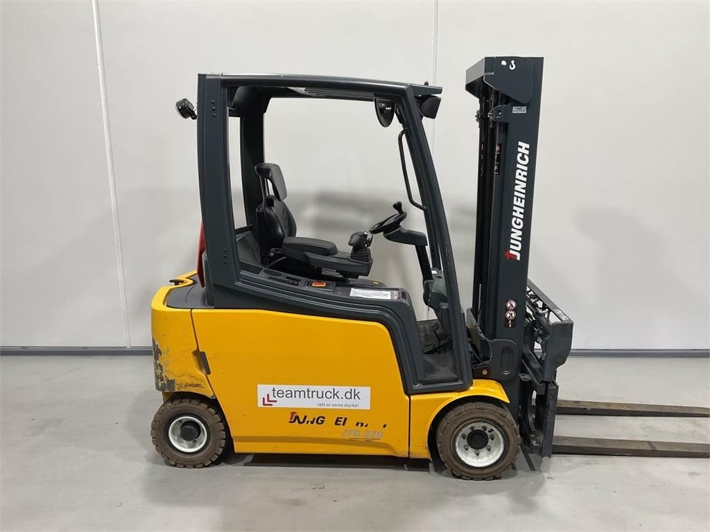Jungheinrich EFG 320 - Електрокар: снимка 1 Jungheinrich EFG 320 - Електрокар: снимка 1