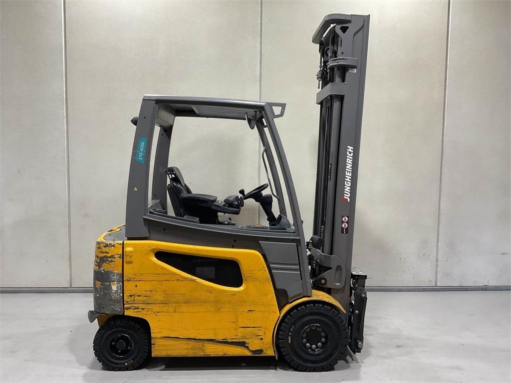 Jungheinrich EFG 425 K - Електрокар: снимка 1 Jungheinrich EFG 425 K - Електрокар: снимка 1