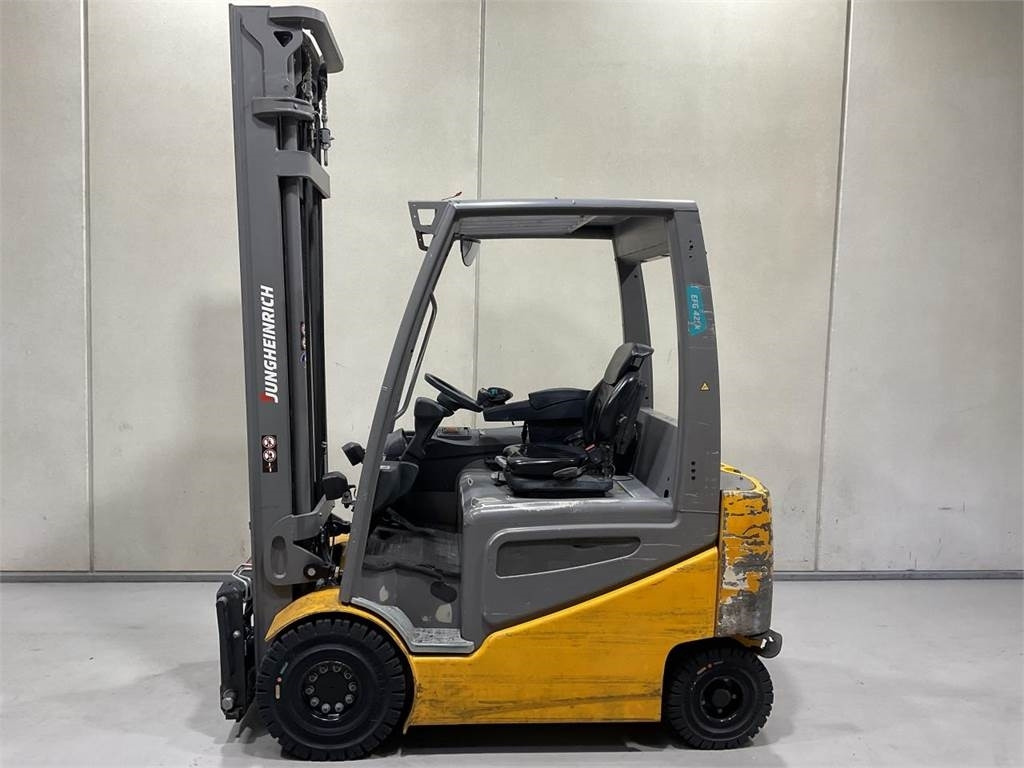 Jungheinrich EFG 425 K - Електрокар: снимка 3 Jungheinrich EFG 425 K - Електрокар: снимка 3