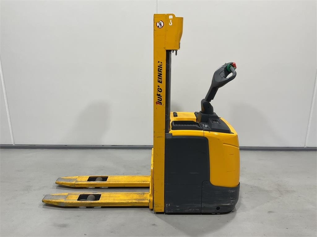 Jungheinrich ERC 212 - Стакер: снимка 3 Jungheinrich ERC 212 - Стакер: снимка 3