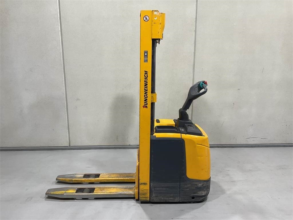 Jungheinrich ERC 214 535DZ - Стакер: снимка 2 Jungheinrich ERC 214 535DZ - Стакер: снимка 2
