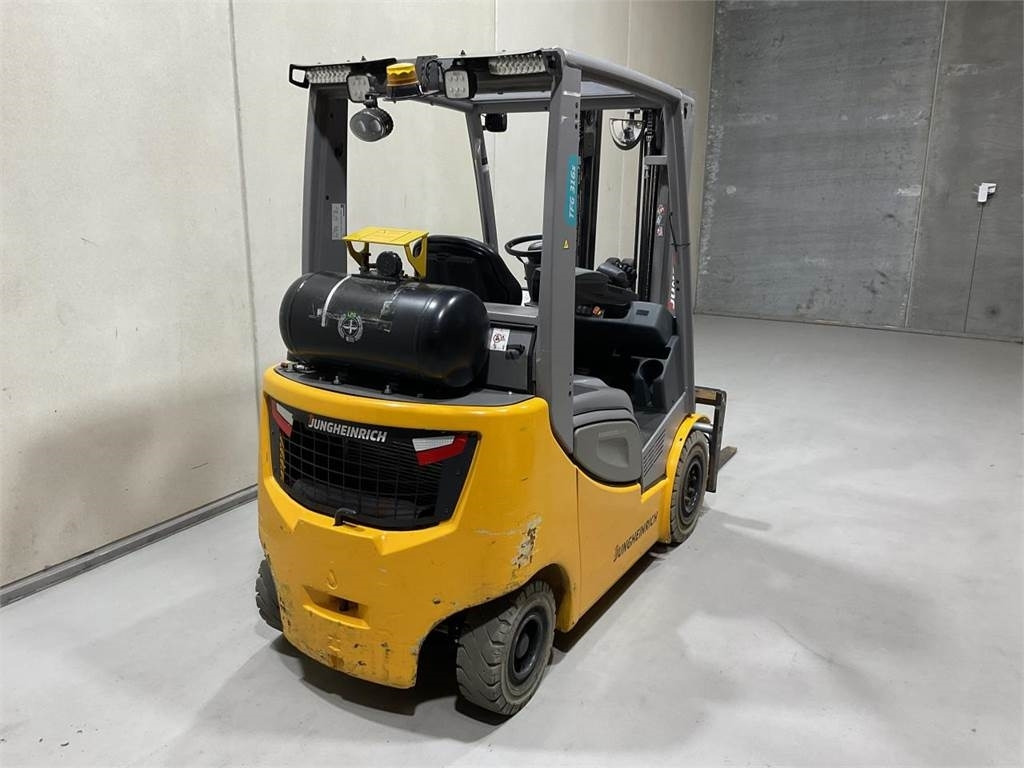 Jungheinrich TFG 316S - Газокар: снимка 2 Jungheinrich TFG 316S - Газокар: снимка 2
