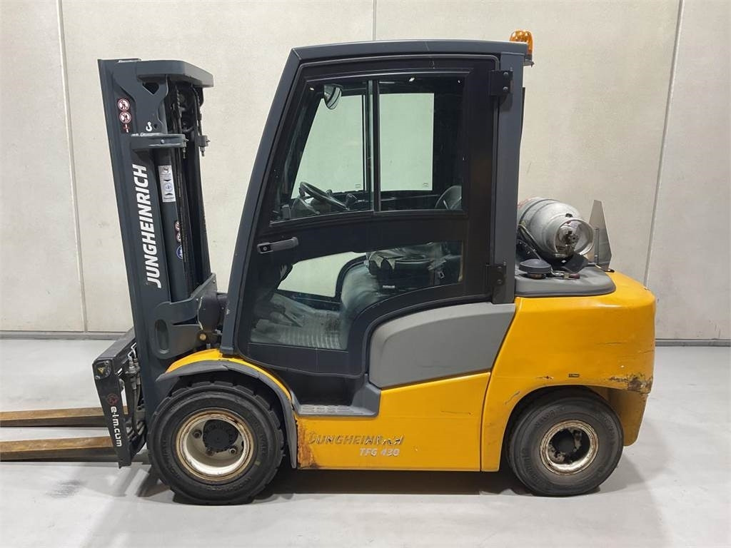 Jungheinrich TFG 430 - Газокар: снимка 3 Jungheinrich TFG 430 - Газокар: снимка 3