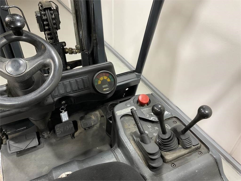 Linde E16 - Електрокар: снимка 3 Linde E16 - Електрокар: снимка 3