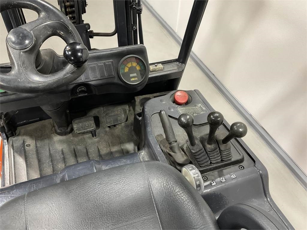 Linde E16C - Електрокар: снимка 3 Linde E16C - Електрокар: снимка 3