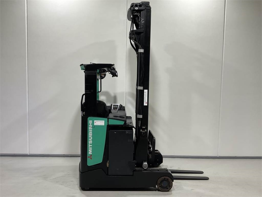Mitsubishi RB16NH - Ричтрак: снимка 1 Mitsubishi RB16NH - Ричтрак: снимка 1