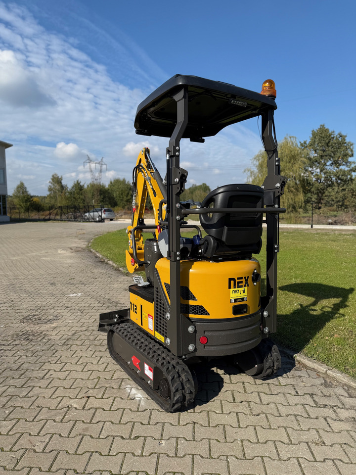 NEX N12 Full - Мини багер: снимка 2 NEX N12 Full - Мини багер: снимка 2