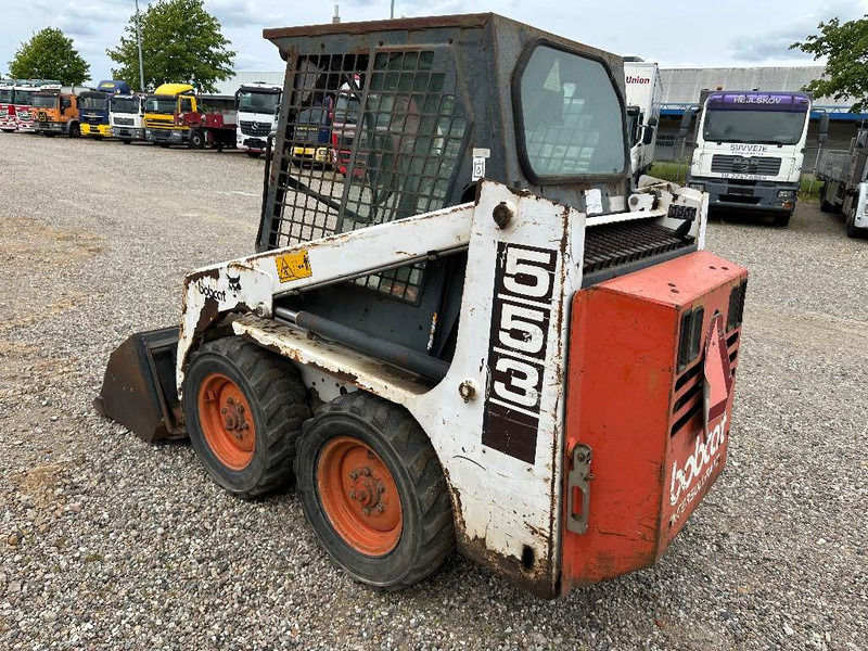 Bobcat 553 - Мини челен товарач: снимка 5 Bobcat 553 - Мини челен товарач: снимка 5