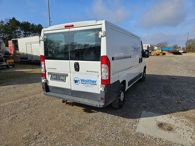 Малък ван Citroën Jumper 30 2,2 HDi 130 Box: снимка 6 Малък ван Citroën Jumper 30 2,2 HDi 130 Box: снимка 6