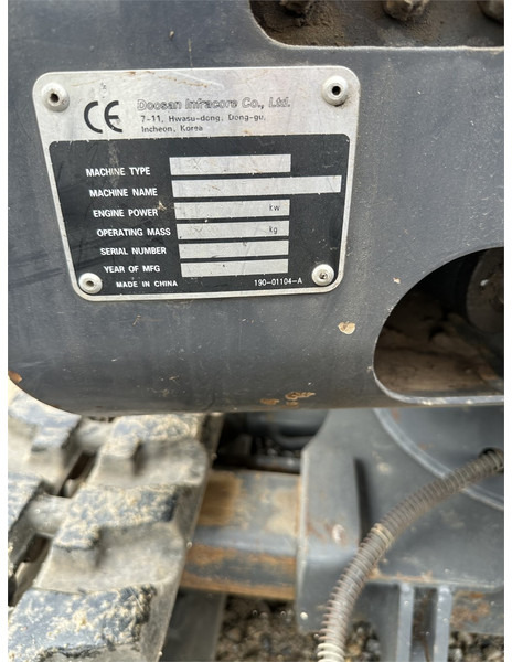Doosan Slo 18 - 1.8T with bucket packed (Low Hours) - Мини багер: снимка 5 Doosan Slo 18 - 1.8T with bucket packed (Low Hours) - Мини багер: снимка 5