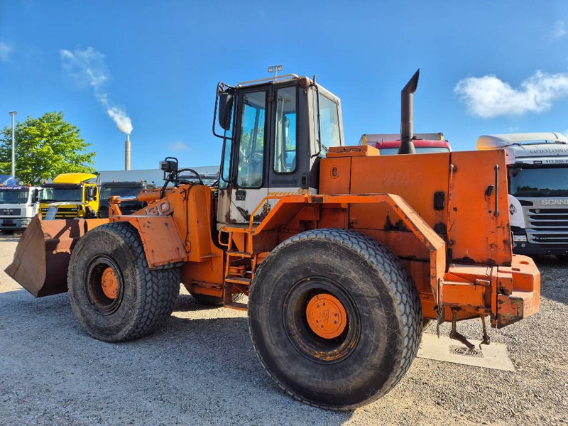 Hitachi FR 130 - Колесен товарач: снимка 2 Hitachi FR 130 - Колесен товарач: снимка 2