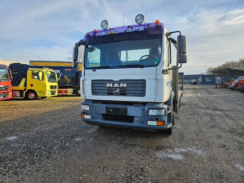 MAN TGM 15.280 // Machinetransport // Autotransporter - Камион пътна помощ: снимка 2 MAN TGM 15.280 // Machinetransport // Autotransporter - Камион пътна помощ: снимка 2