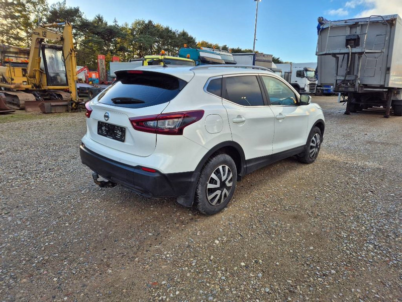 Nissan QASHQAI 1,5 dCi 115 Tekna DCT Van 5d - Лекотоварен автомобил фургон: снимка 4 Nissan QASHQAI 1,5 dCi 115 Tekna DCT Van 5d - Лекотоварен автомобил фургон: снимка 4