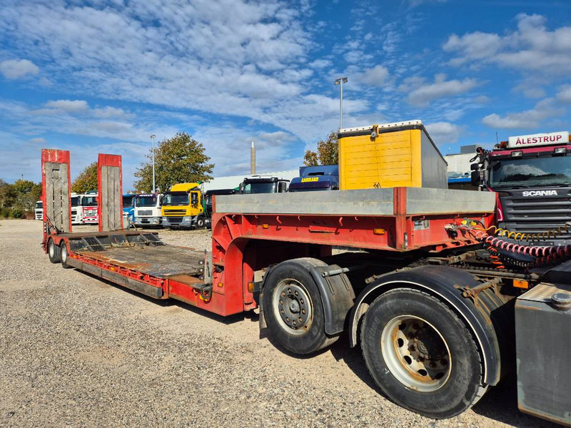 Nooteboom Machine trailer W/ extendable bed & Hyd Ramps - Нискорамна площадка полуремарке: снимка 1 Nooteboom Machine trailer W/ extendable bed & Hyd Ramps - Нискорамна площадка полуремарке: снимка 1