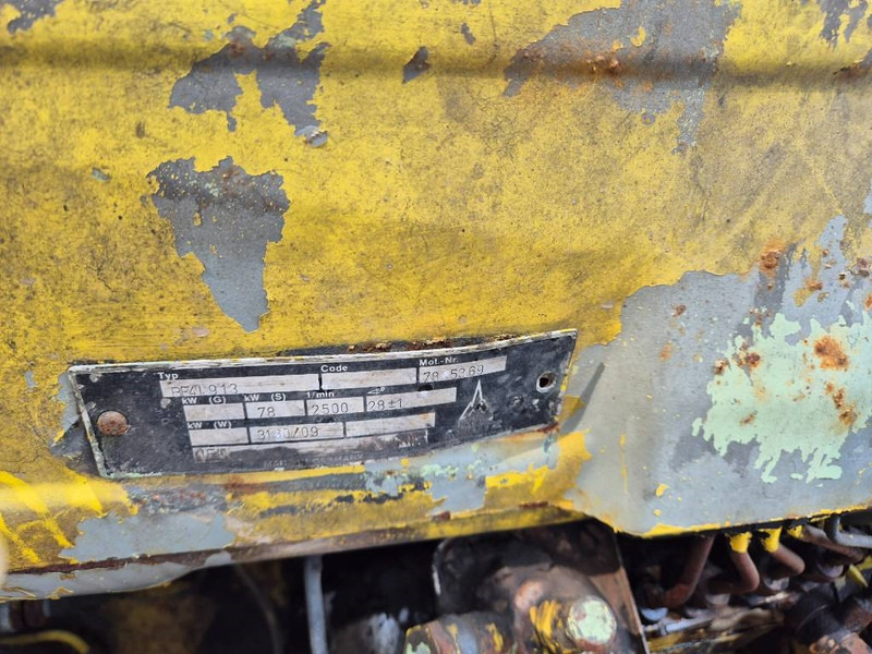 Лизинг на O & K L15 With bucket and quickshift O & K L15 With bucket and quickshift: снимка 16 Лизинг на O & K L15 With bucket and quickshift O & K L15 With bucket and quickshift: снимка 16