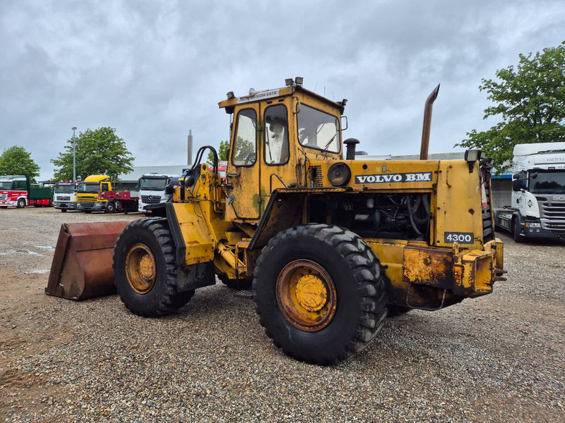 Volvo BM 4300 - Колесен товарач: снимка 3 Volvo BM 4300 - Колесен товарач: снимка 3