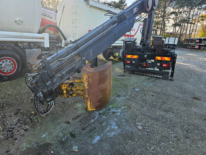 Volvo HIAB 166 E-4 Hipro - Камион с кран: снимка 2 Volvo HIAB 166 E-4 Hipro - Камион с кран: снимка 2