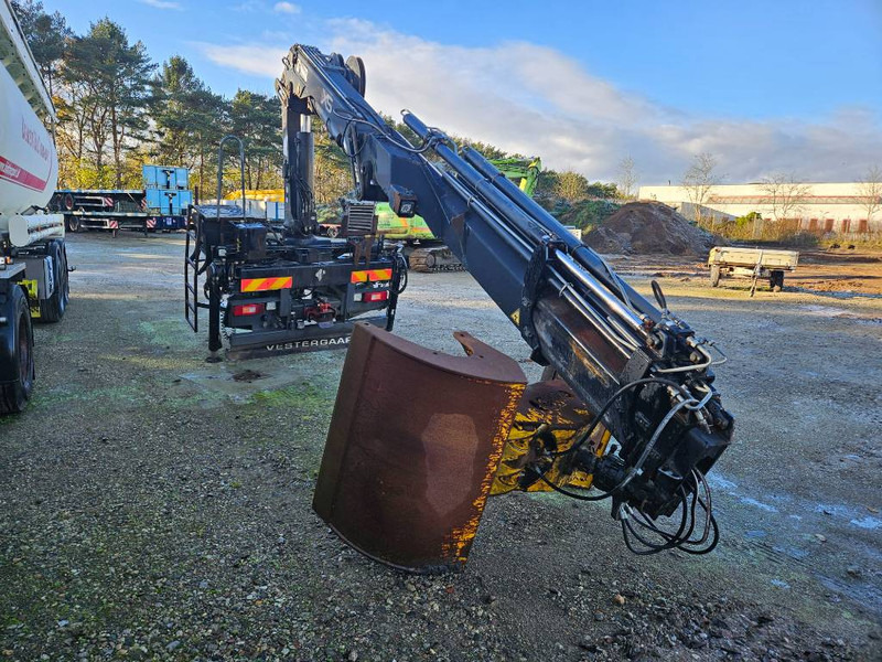 Volvo HIAB 166 E-4 Hipro - Камион с кран: снимка 1 Volvo HIAB 166 E-4 Hipro - Камион с кран: снимка 1