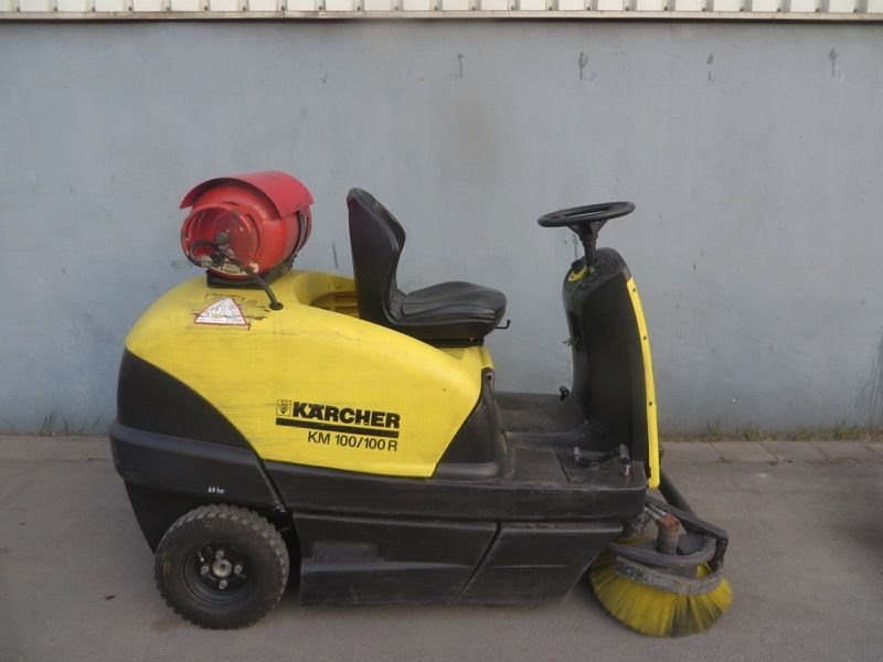 Kärcher KM 100/100R LPG - Професионална метачна машина: снимка 4 Kärcher KM 100/100R LPG - Професионална метачна машина: снимка 4