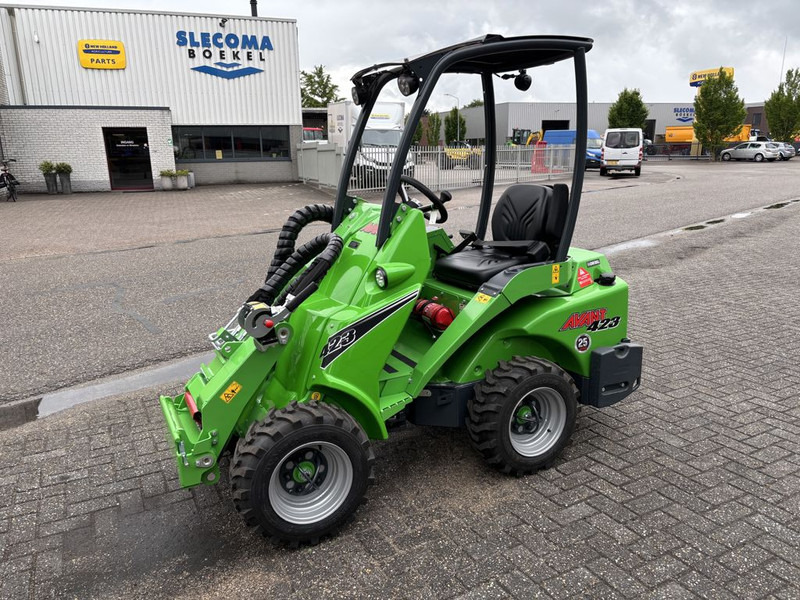 Avant 423 TDL - Колесен товарач: снимка 1 Avant 423 TDL - Колесен товарач: снимка 1