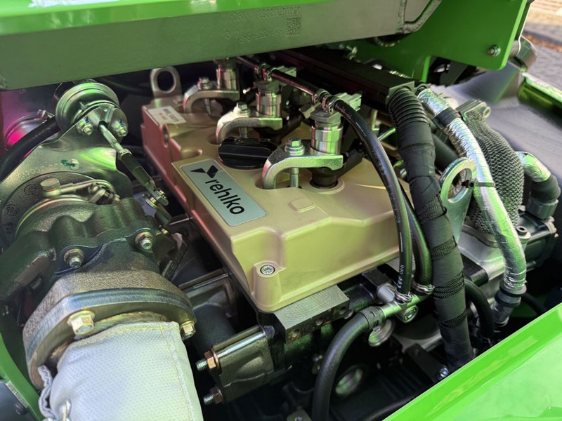 Нови Колесен товарач Avant 860i TDL+: снимка 13