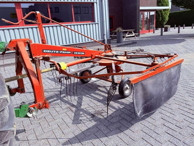 Deutz-Fahr KS90 DN Cirkelhark - Гребло/ Сенообръщачка: снимка 1 Deutz-Fahr KS90 DN Cirkelhark - Гребло/ Сенообръщачка: снимка 1