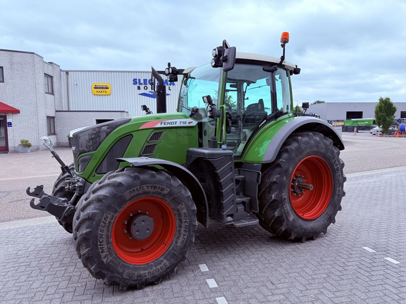 Трактор Fendt 716 Vario Power: снимка 1