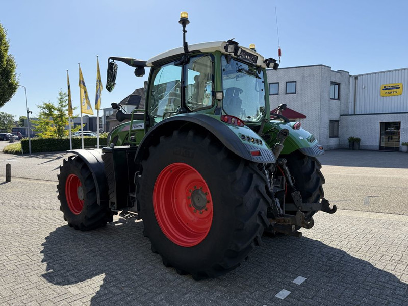 Fendt 720 S4 Vario PowerPlus - Трактор: снимка 2 Fendt 720 S4 Vario PowerPlus - Трактор: снимка 2