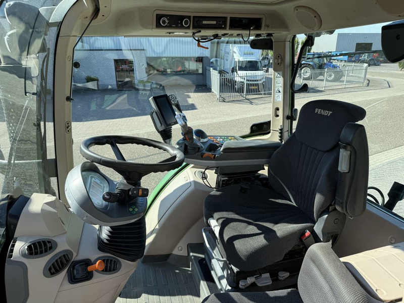Fendt 720 S4 Vario PowerPlus - Трактор: снимка 5 Fendt 720 S4 Vario PowerPlus - Трактор: снимка 5