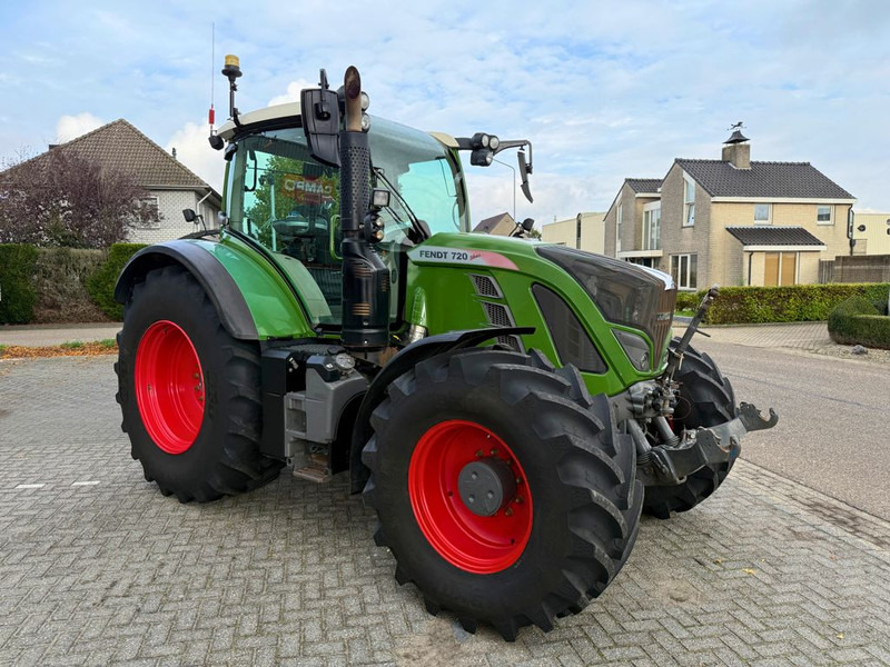 Fendt 720 S4 Vario PowerPlus - Трактор: снимка 4 Fendt 720 S4 Vario PowerPlus - Трактор: снимка 4