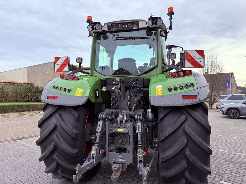 Fendt 720 Vario Profi Plus – Gen 6 - Трактор: снимка 2 Fendt 720 Vario Profi Plus – Gen 6 - Трактор: снимка 2