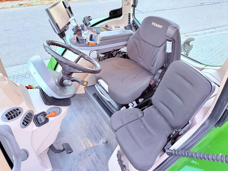 Fendt 724 S4 Profi Plus - Трактор: снимка 5 Fendt 724 S4 Profi Plus - Трактор: снимка 5