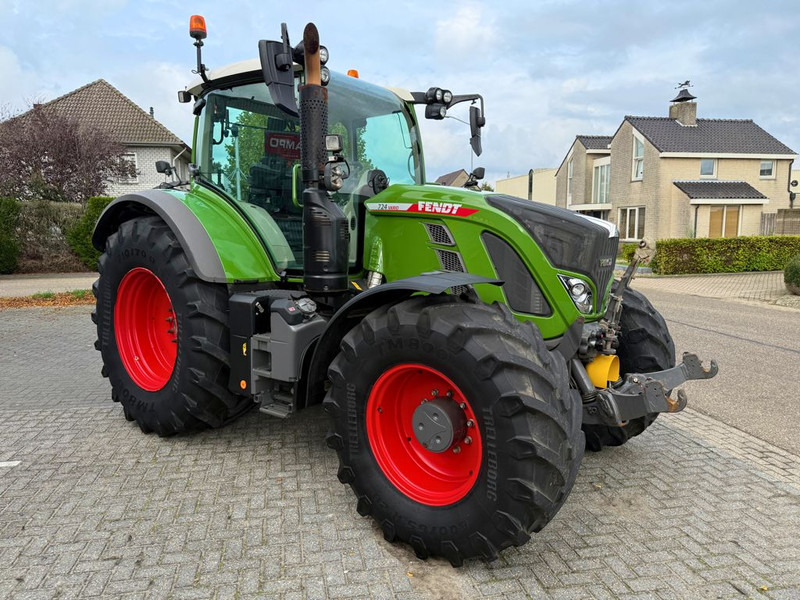Fendt 724 Vario Gen 6 Profi Plus - Трактор: снимка 4 Fendt 724 Vario Gen 6 Profi Plus - Трактор: снимка 4