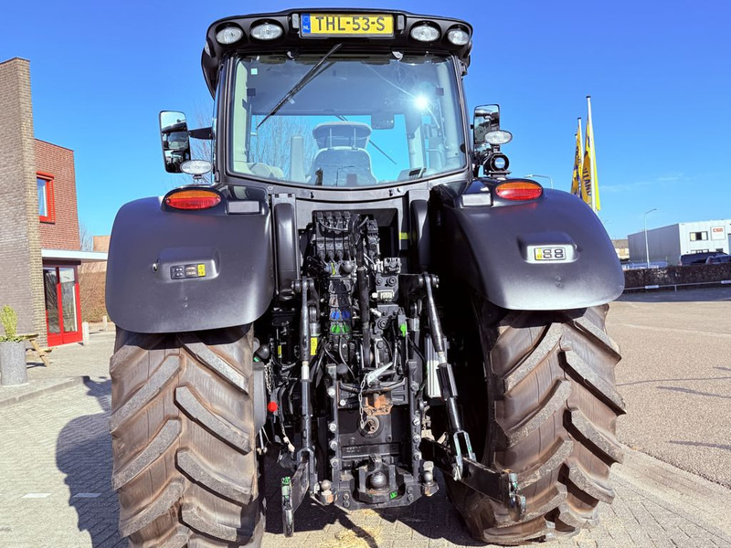 John Deere 6175R Premium Cab Black Edition - Трактор: снимка 5 John Deere 6175R Premium Cab Black Edition - Трактор: снимка 5