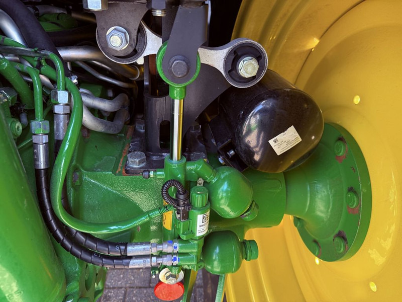 Трактор John Deere 6R130 Command Pro Autopowr: снимка 13