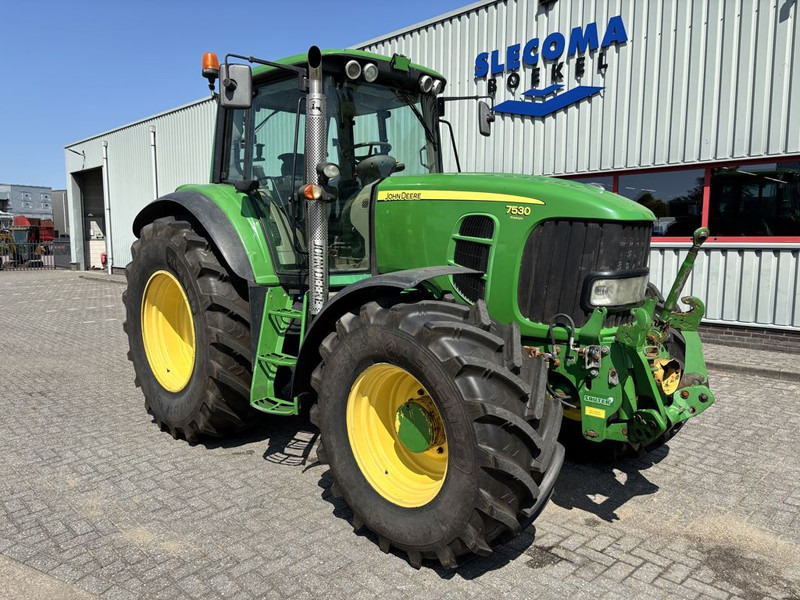 John Deere 7530 Premium AutoPowr - Трактор: снимка 4 John Deere 7530 Premium AutoPowr - Трактор: снимка 4
