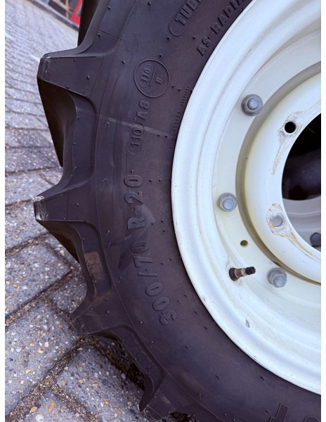 Mitas 420/70R30 & 300/70R20 Compl wheel - Гуми и джанти: снимка 4 Mitas 420/70R30 & 300/70R20 Compl wheel - Гуми и джанти: снимка 4