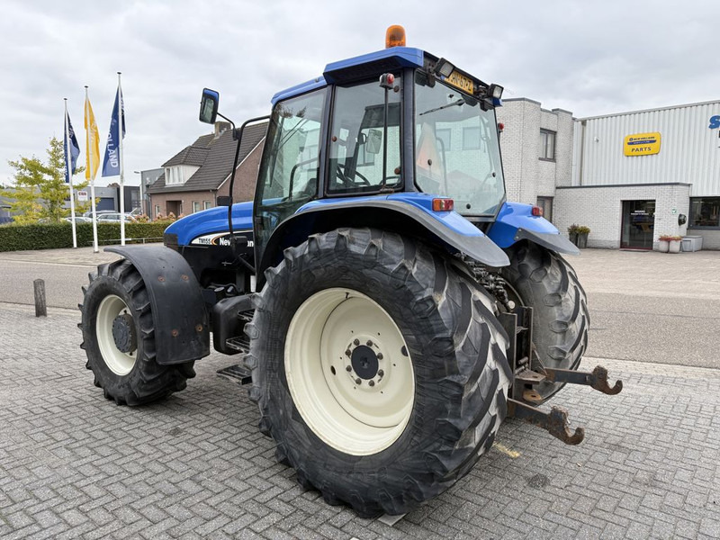 New Holland 8360 Range Command - Трактор: снимка 2 New Holland 8360 Range Command - Трактор: снимка 2